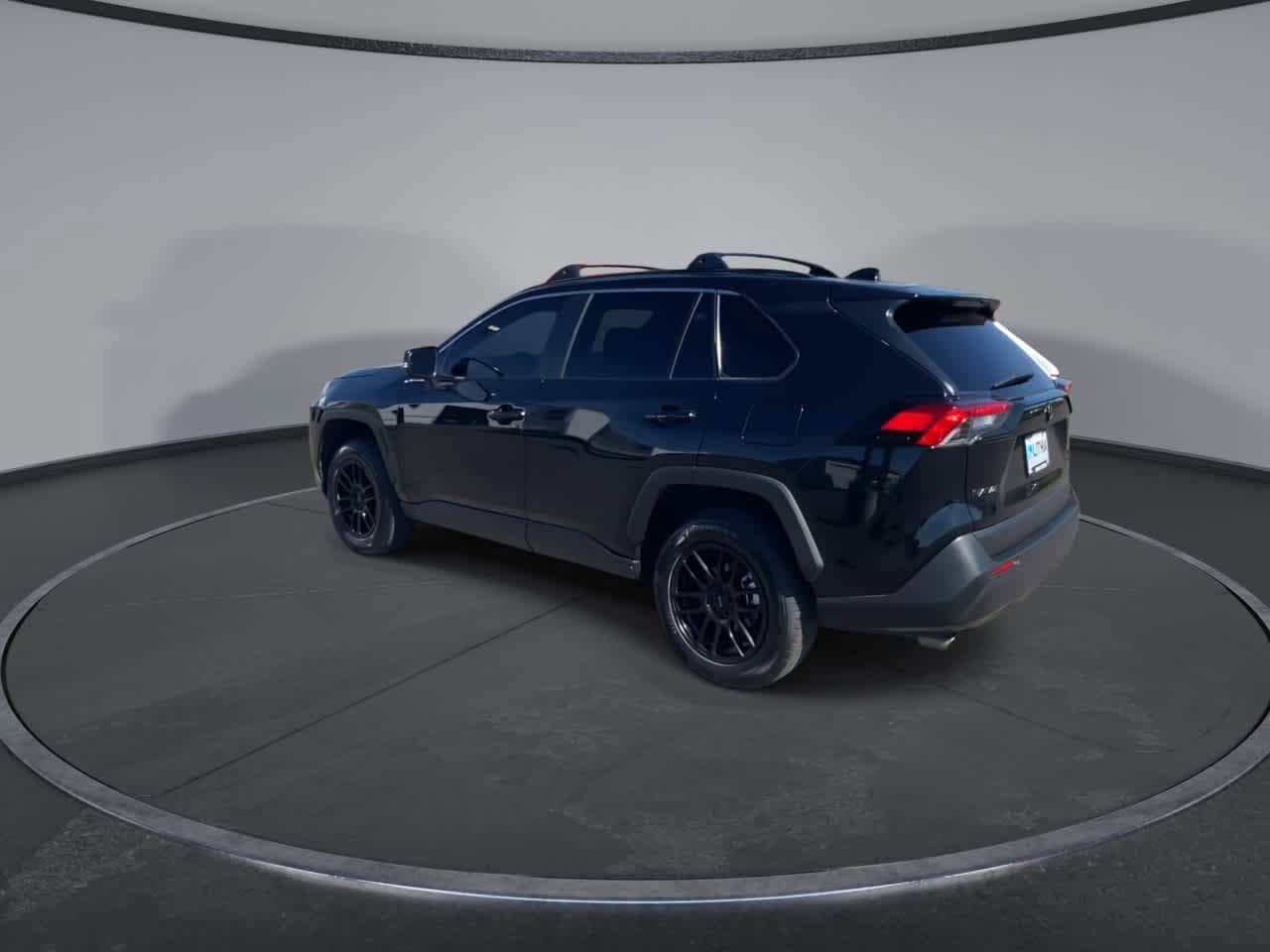 2023 Toyota RAV4 XLE - Photo 6