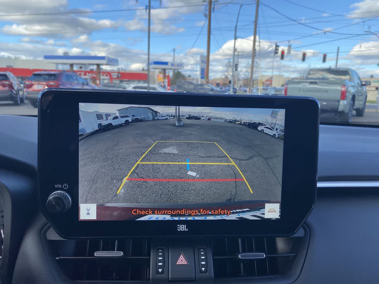 Thumbnail: 2025 Toyota RAV4 - 17