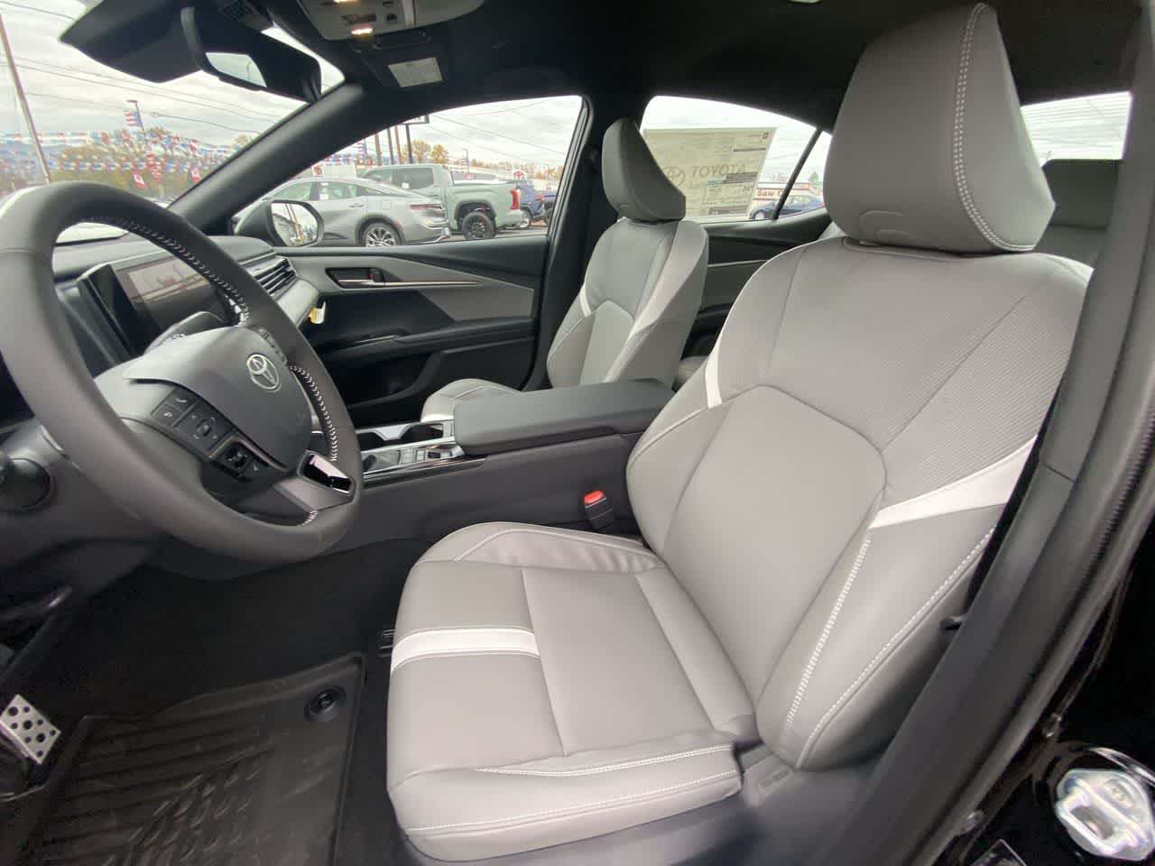 Thumbnail: 2026 Toyota Camry - 11