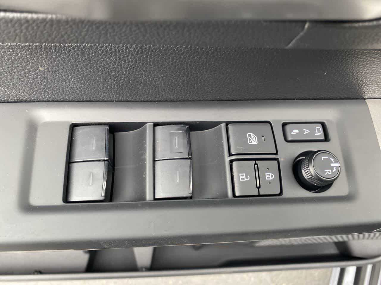 Thumbnail: 2026 Toyota Tundra - 13