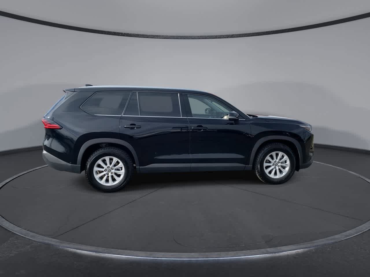 Thumbnail: 2025 Toyota Grand Highlander - 9