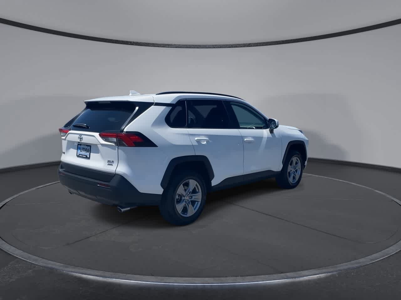 Thumbnail: 2024 Toyota RAV4 - 9