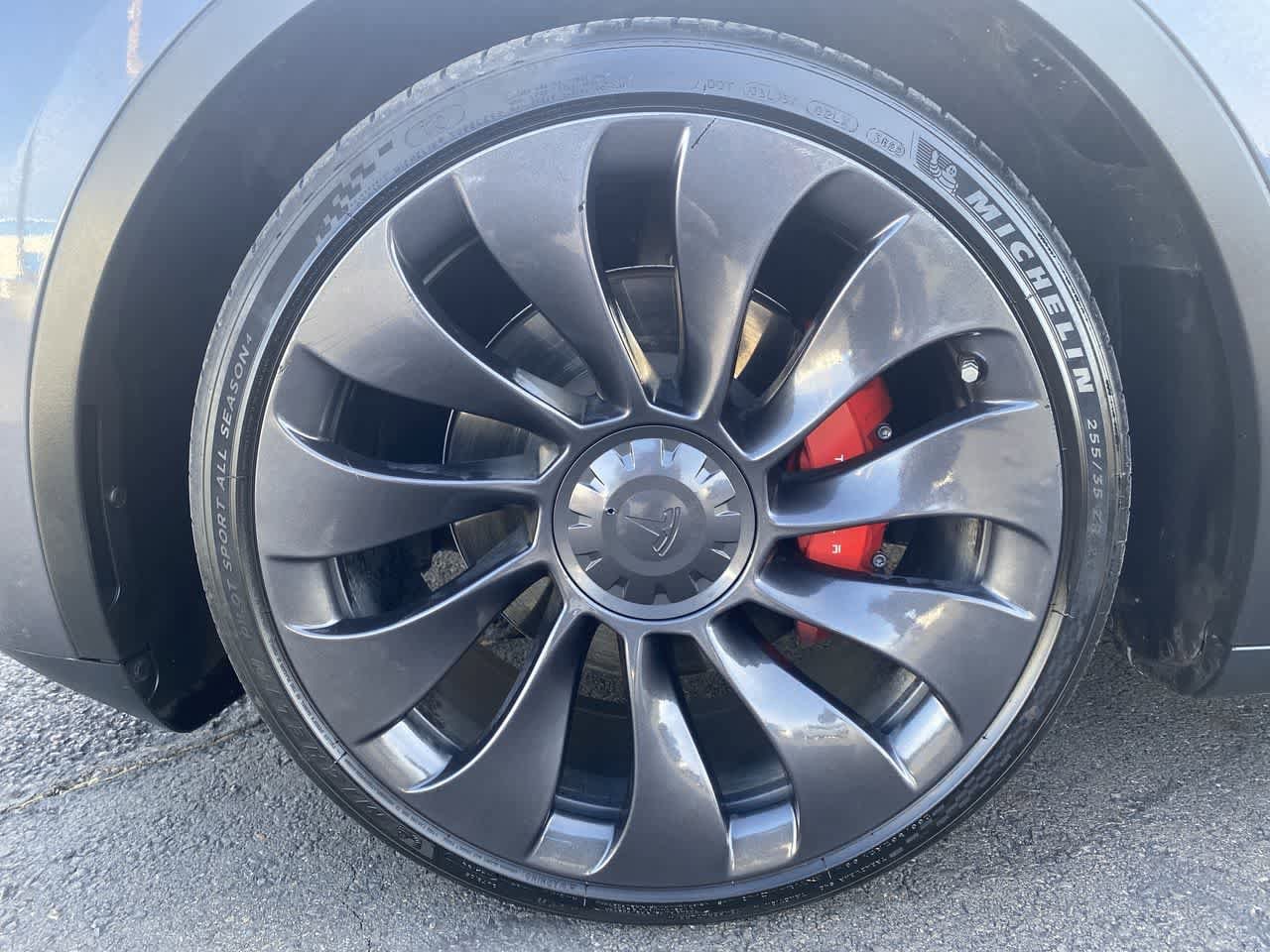 Thumbnail: 2023 Tesla Model Y - 10