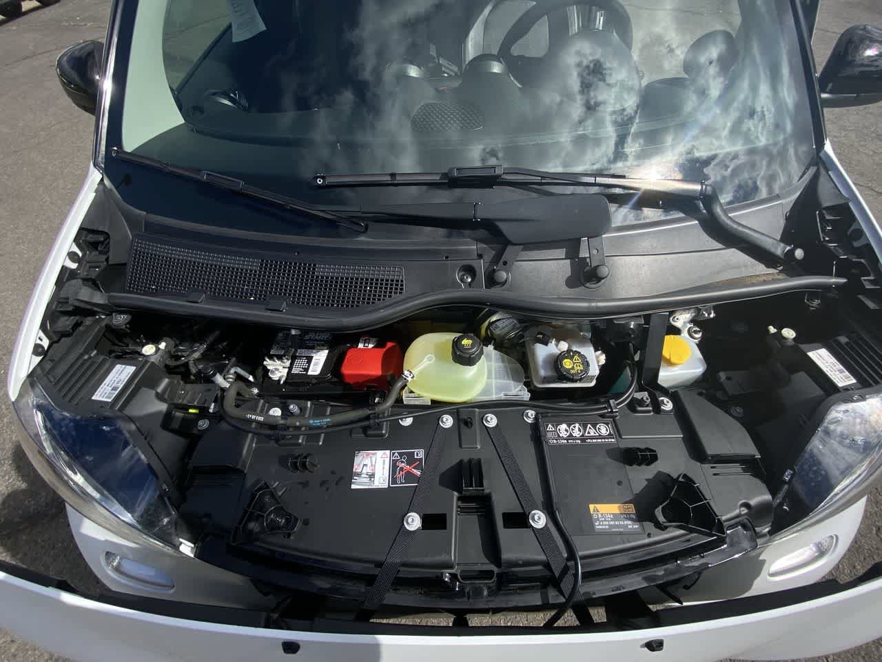 2018 smart fortwo  25