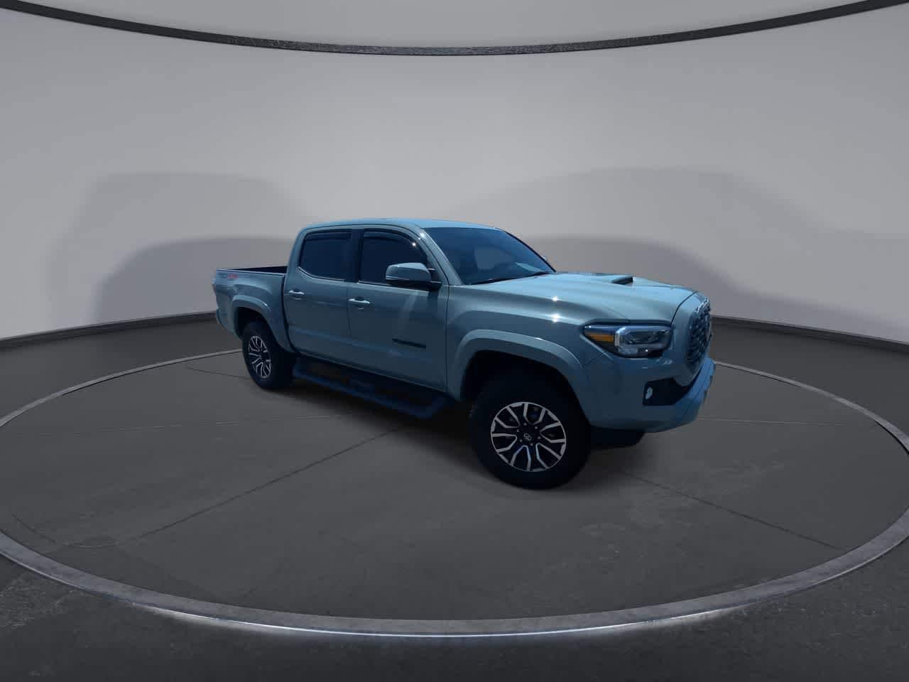 2022 Toyota Tacoma TRD Sport 2