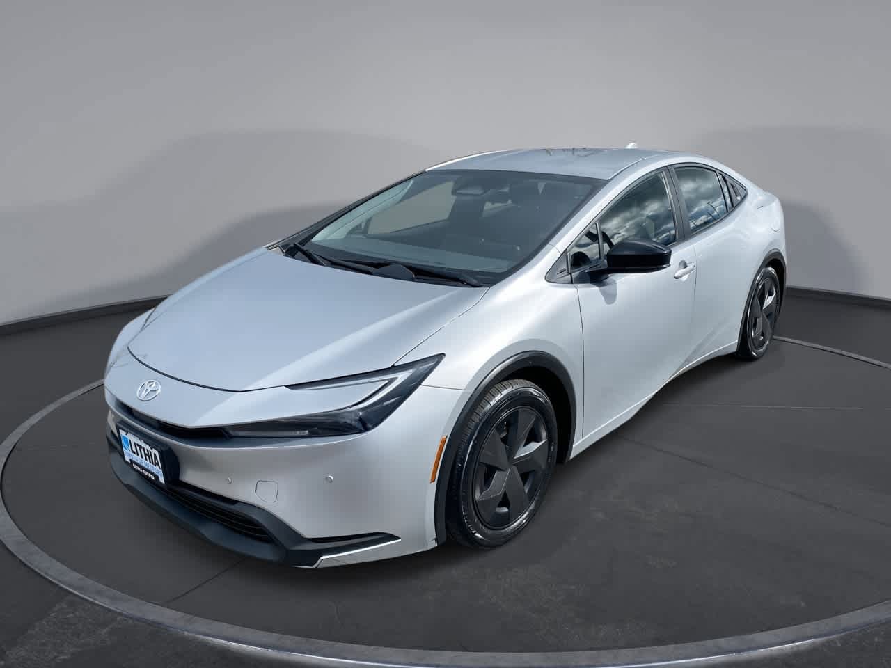 Thumbnail: 2024 Toyota Prius - 1