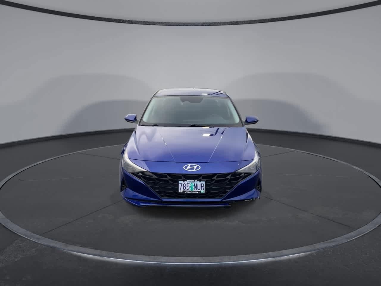 Thumbnail: 2023 Hyundai Elantra - 3