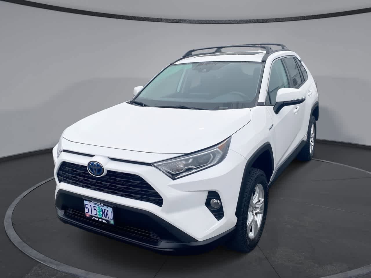 Thumbnail: 2021 Toyota RAV4 - 1