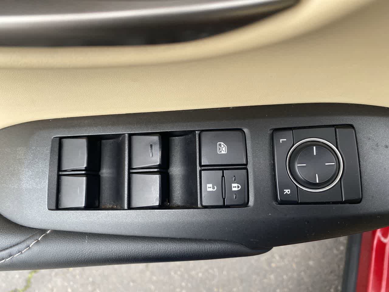 Thumbnail: 2016 Lexus NX - 13