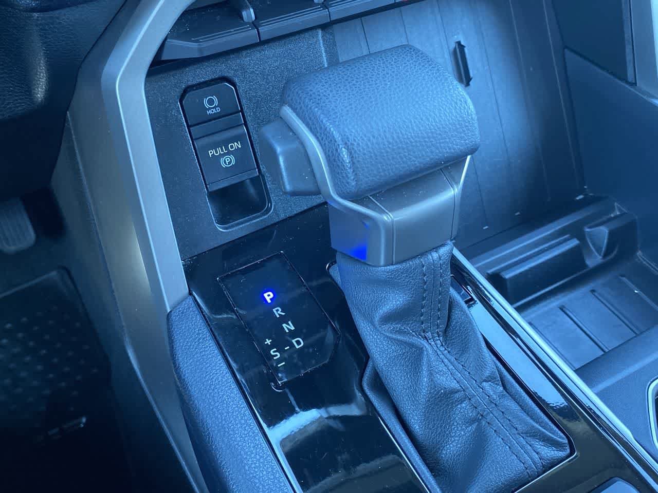 Thumbnail: 2023 Toyota Tundra - 19