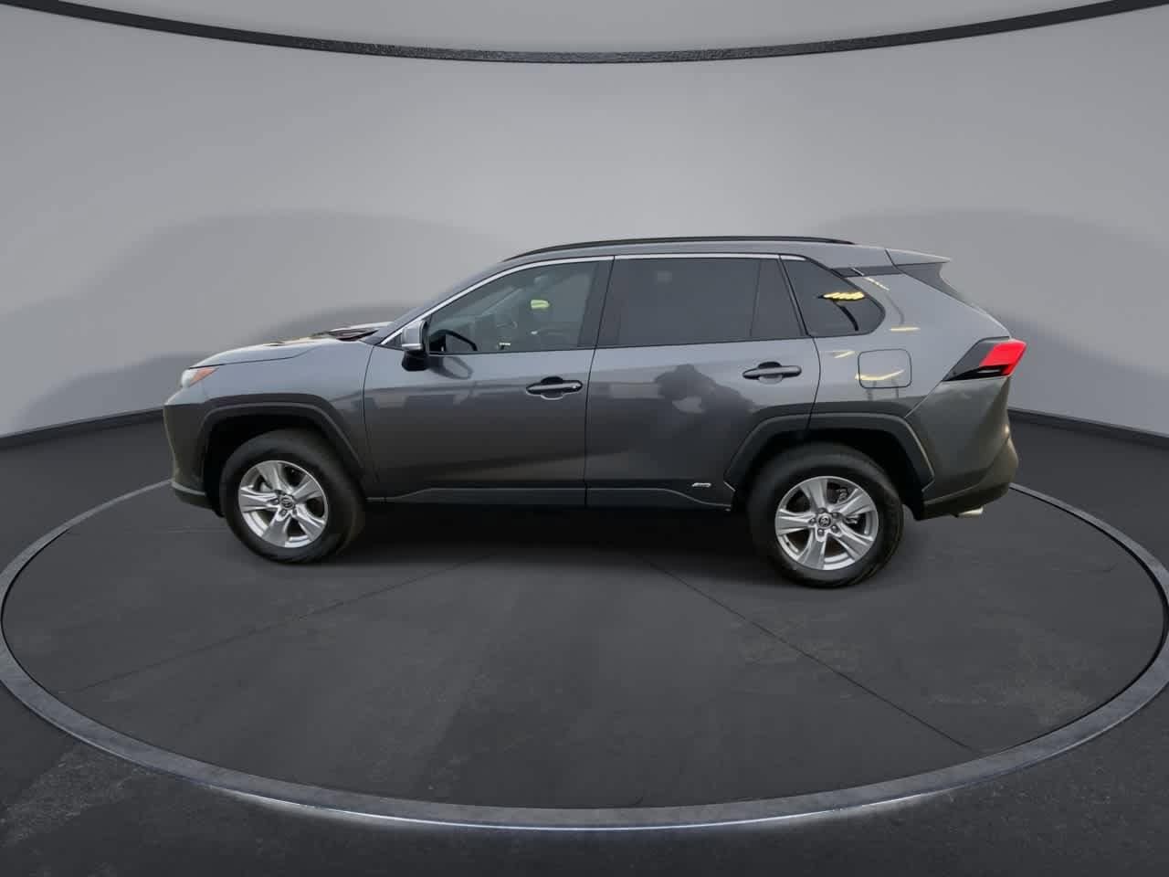 Thumbnail: 2022 Toyota RAV4 - 5