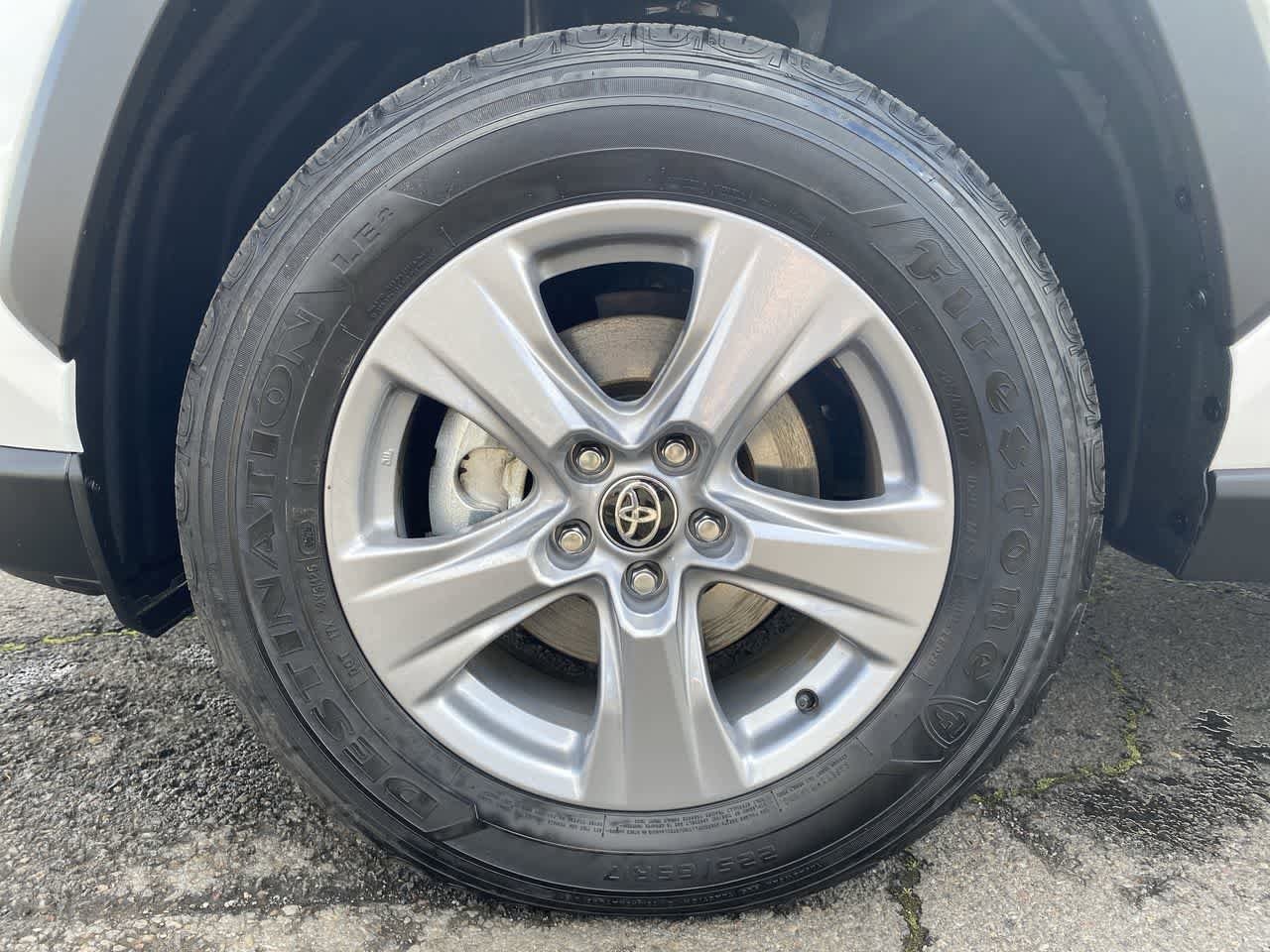 Thumbnail: 2025 Toyota RAV4 - 10