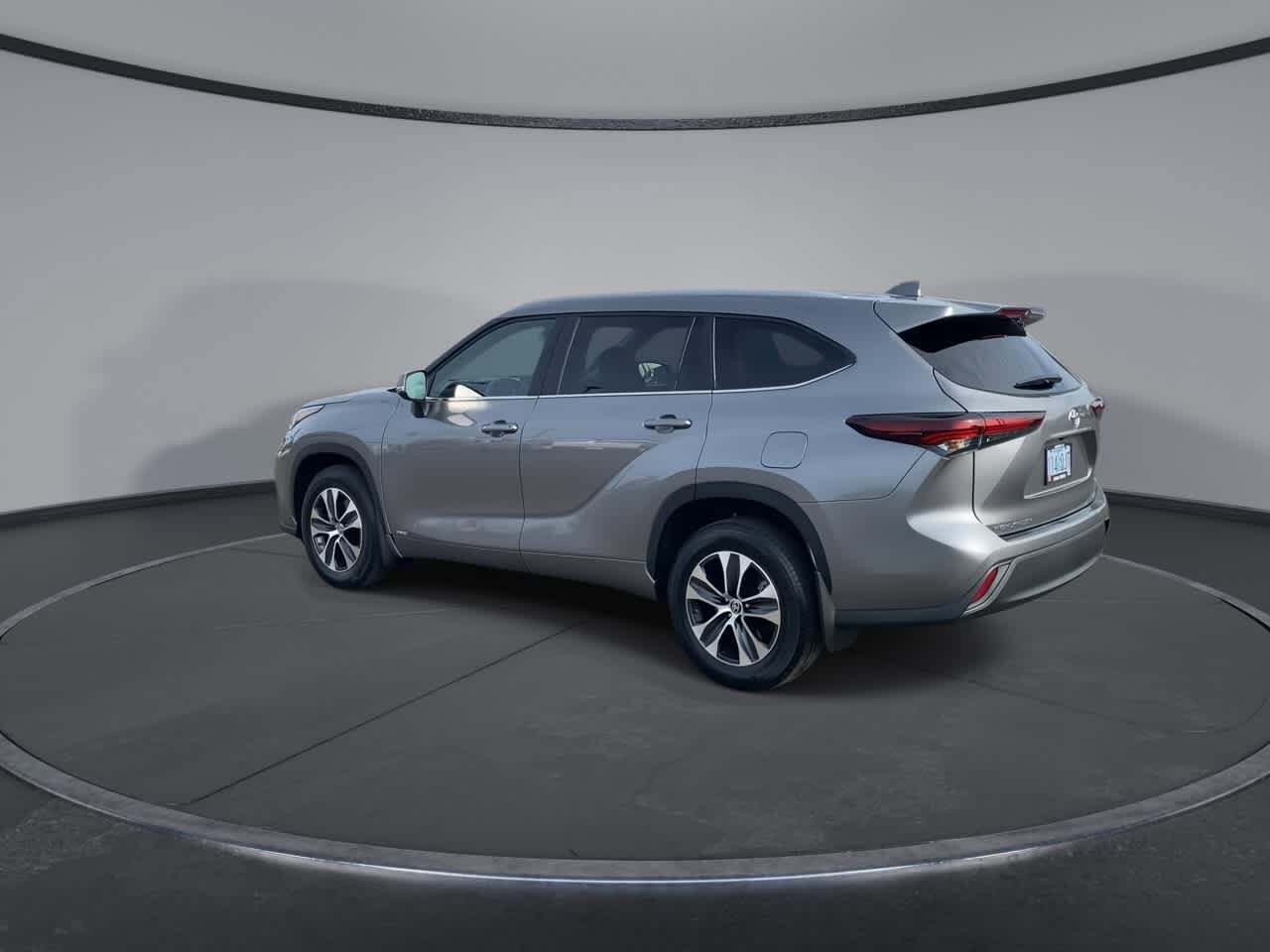 Thumbnail: 2025 Toyota Highlander - 6