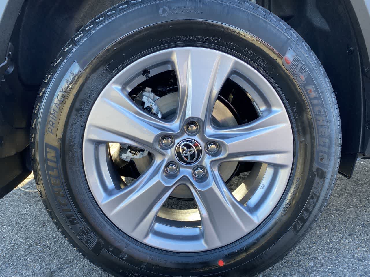 Thumbnail: 2025 Toyota RAV4 - 10