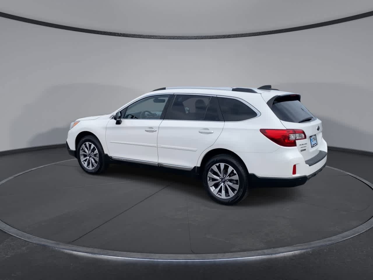 Thumbnail: 2017 Subaru Outback - 6