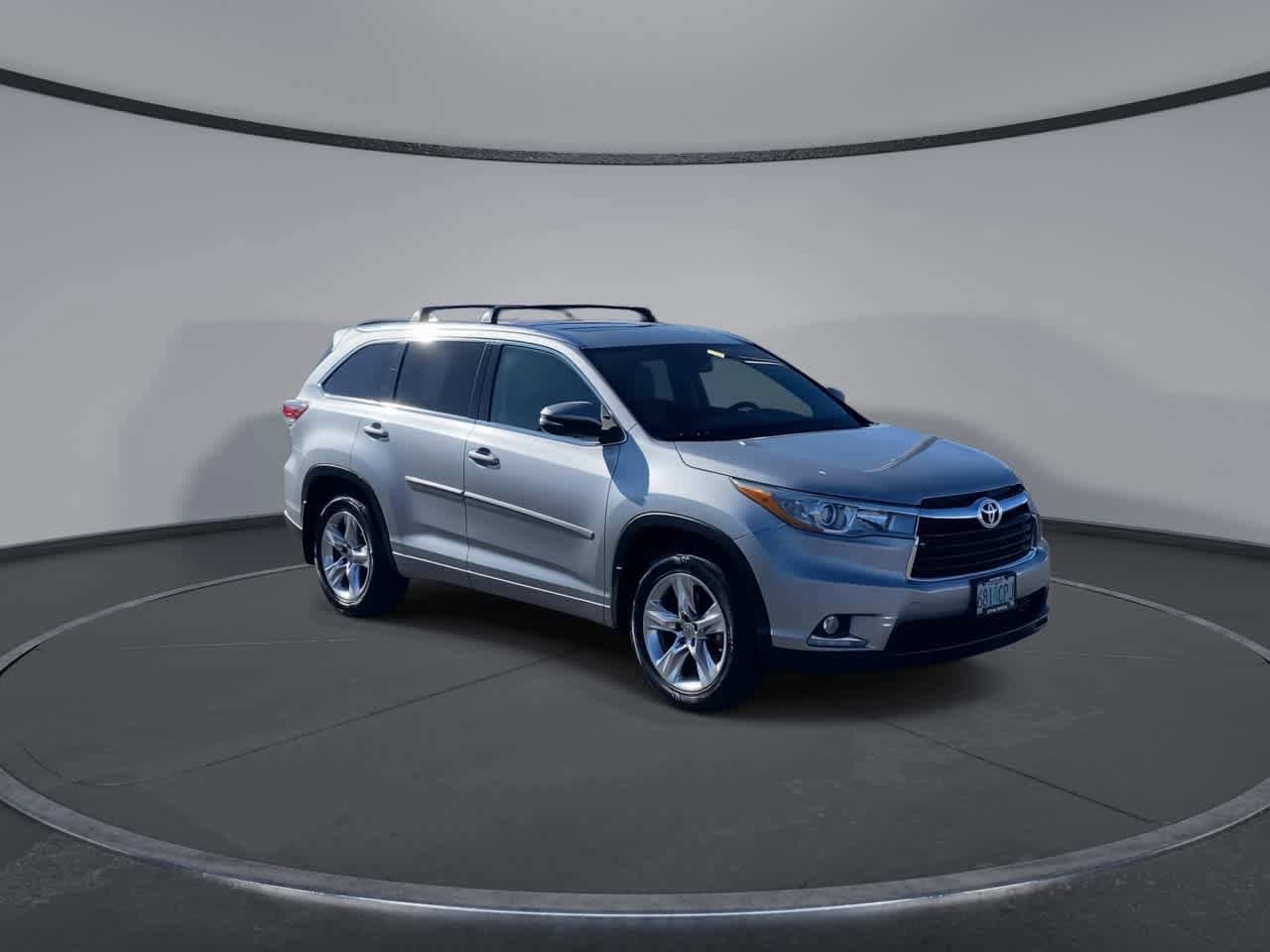 Thumbnail: 2015 Toyota Highlander - 2