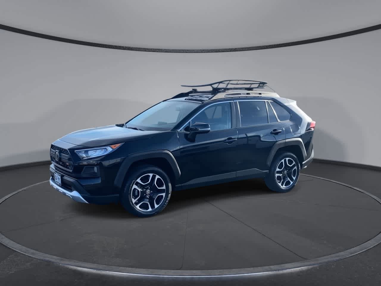 Thumbnail: 2021 Toyota RAV4 - 4