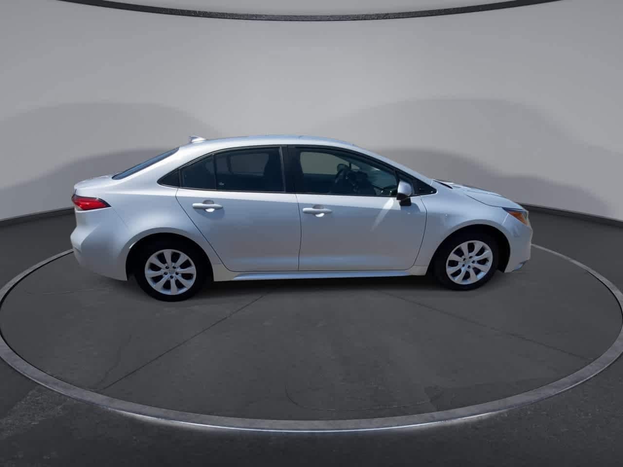 Thumbnail: 2024 Toyota Corolla - 9