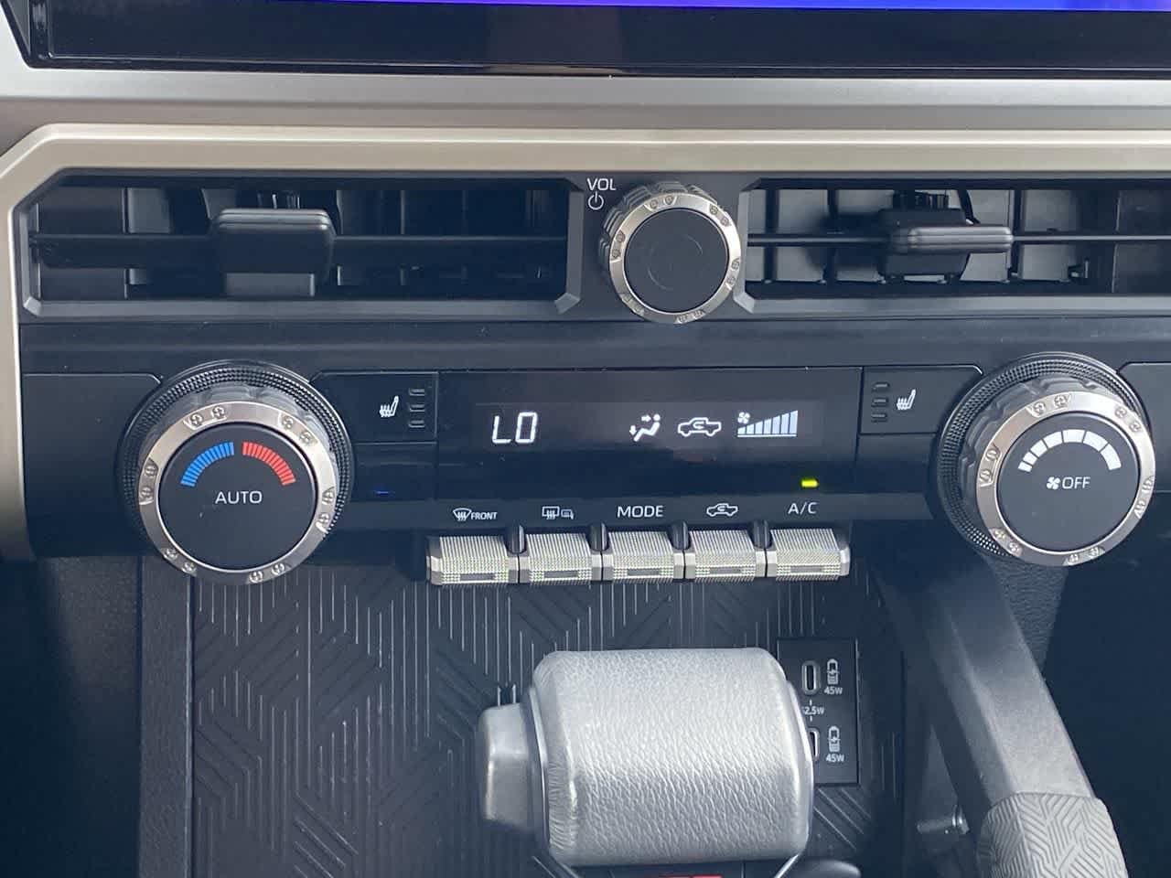 Thumbnail: 2024 Toyota Tacoma - 18