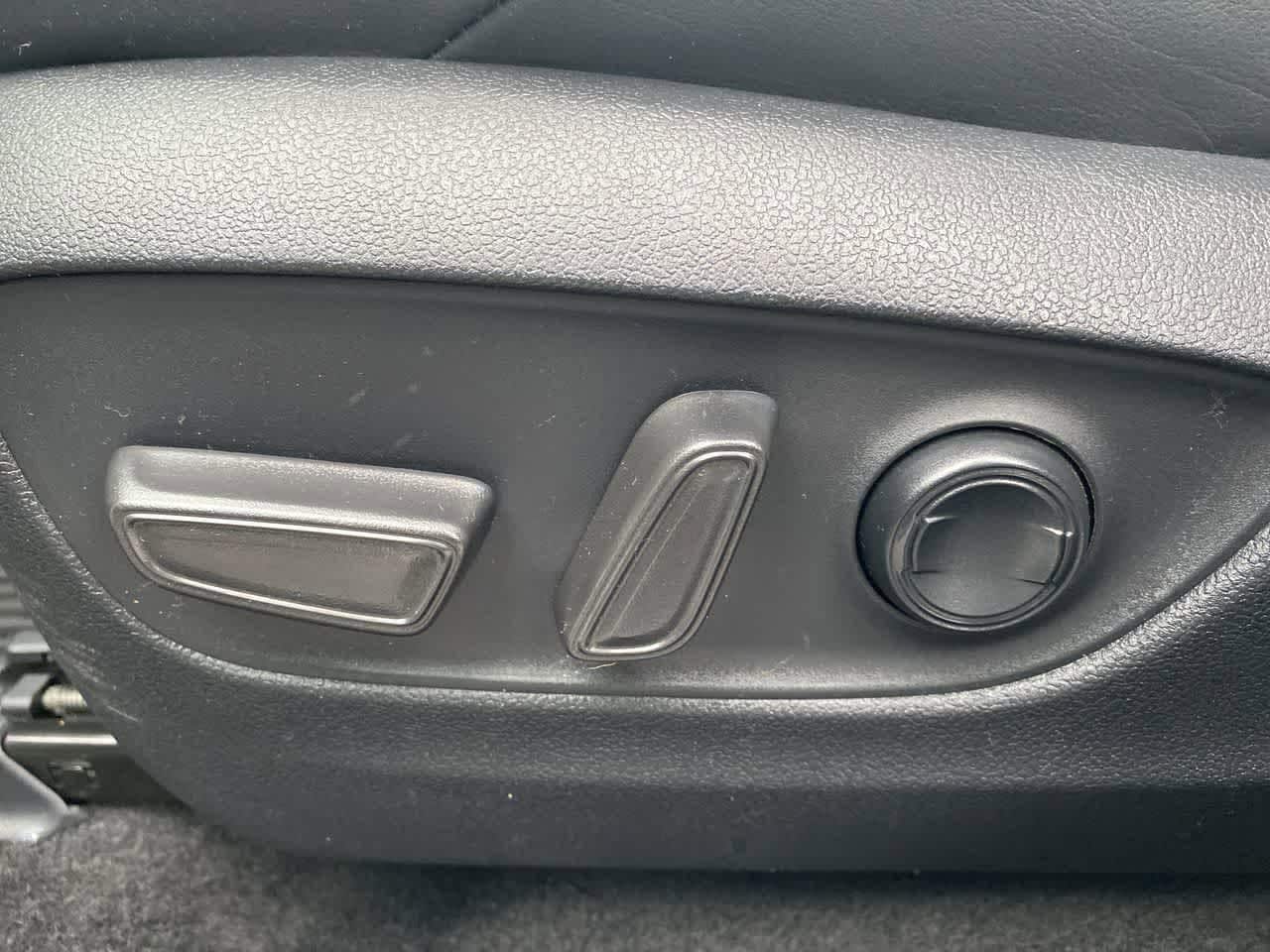 Thumbnail: 2024 Toyota RAV4 - 12