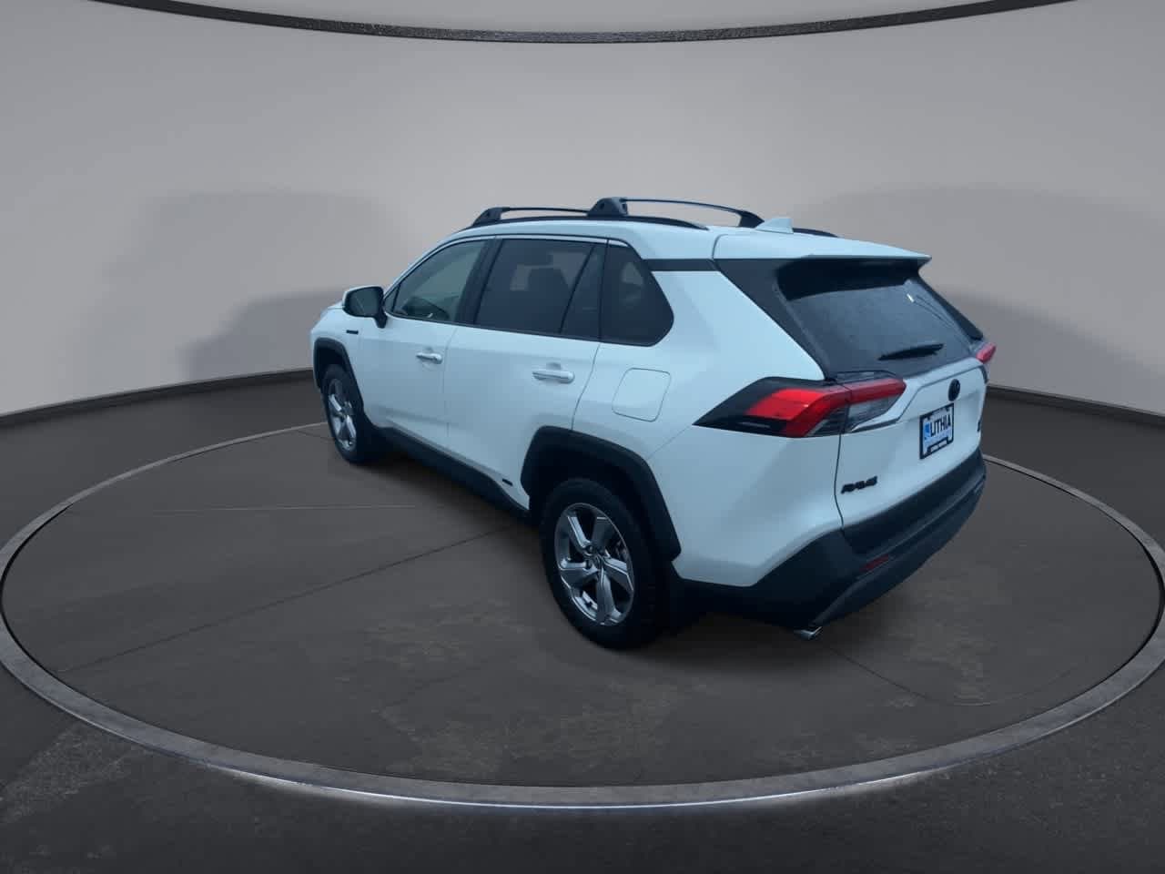 Thumbnail: 2020 Toyota RAV4 - 6