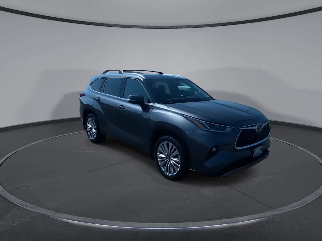 2023 Toyota Highlander Platinum photo 2