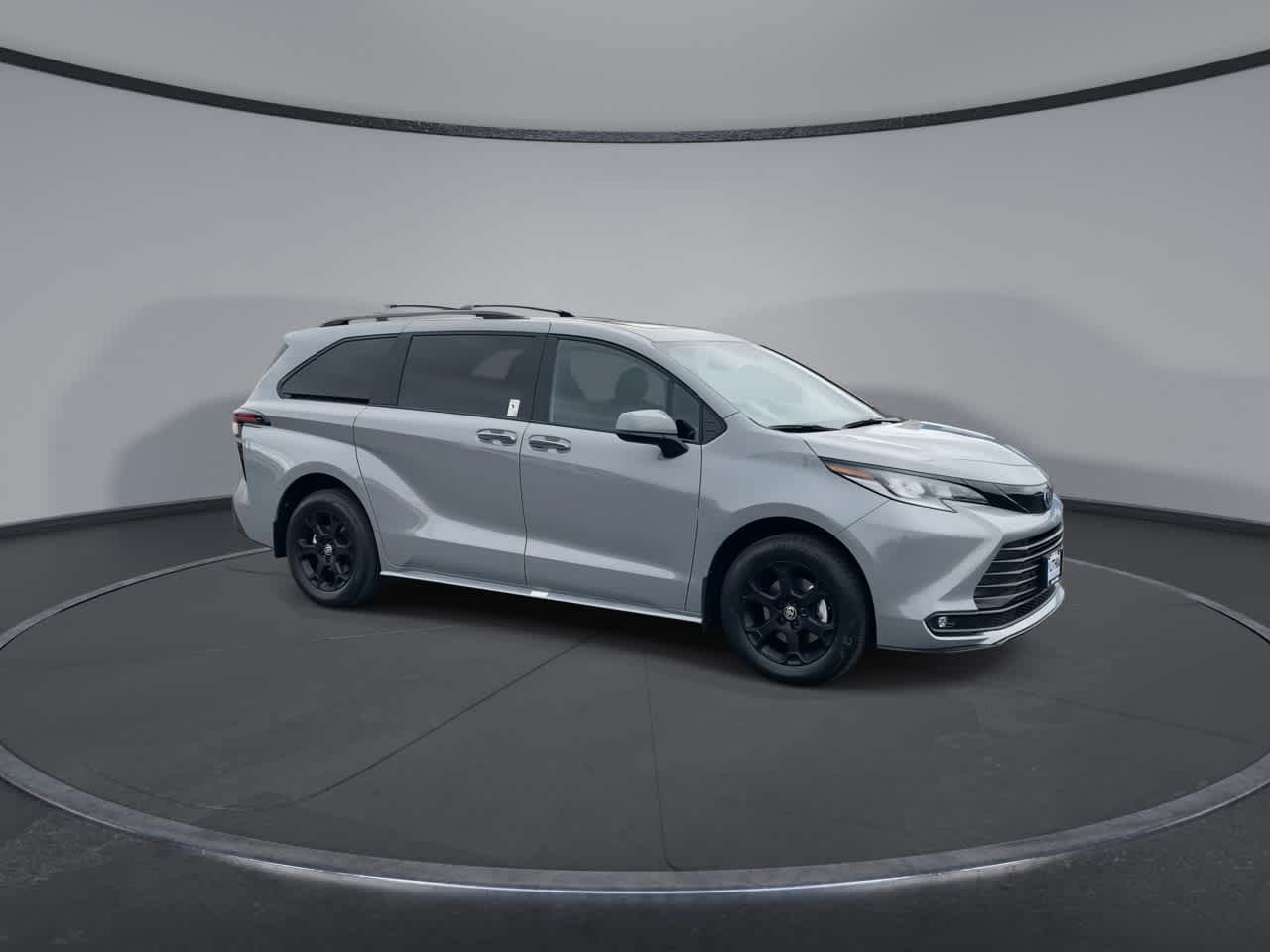 Thumbnail: 2025 Toyota Sienna - 2