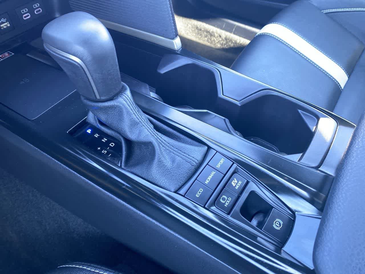 Thumbnail: 2025 Toyota Camry - 19