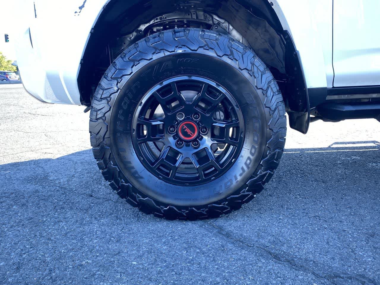 Thumbnail: 2022 Toyota 4Runner - 10
