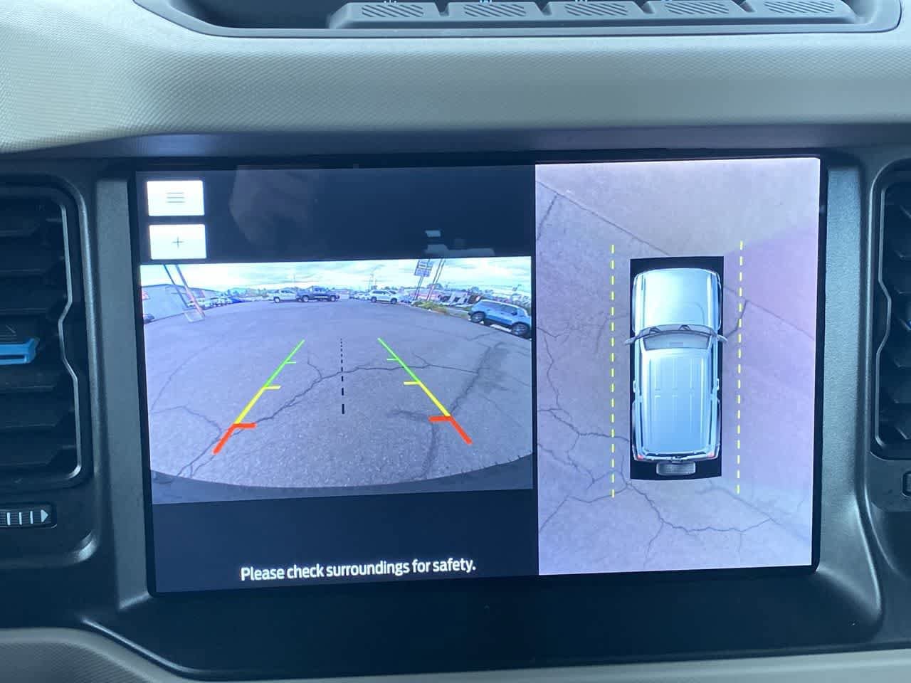 Thumbnail: 2023 Ford Bronco - 17