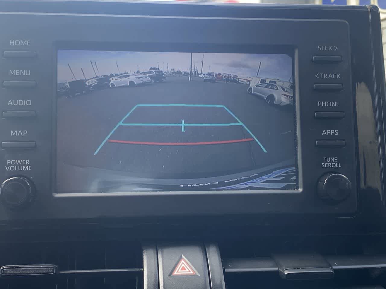 Thumbnail: 2019 Toyota RAV4 - 17