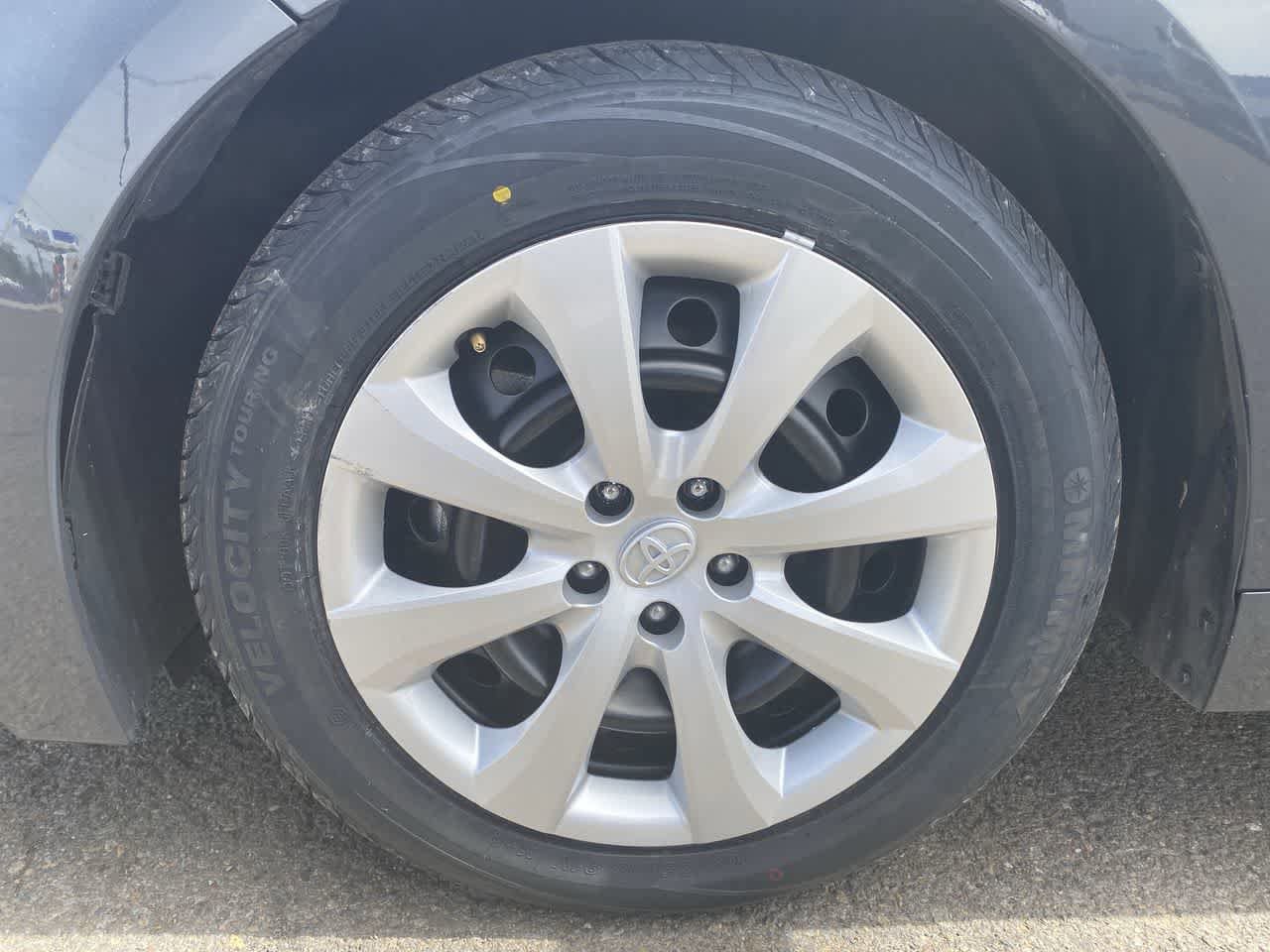 Thumbnail: 2024 Toyota Corolla - 10