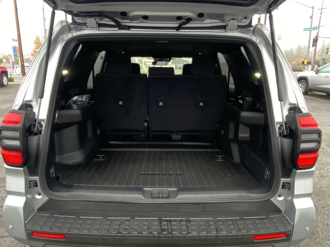 Thumbnail: 2025 Toyota 4Runner - 22