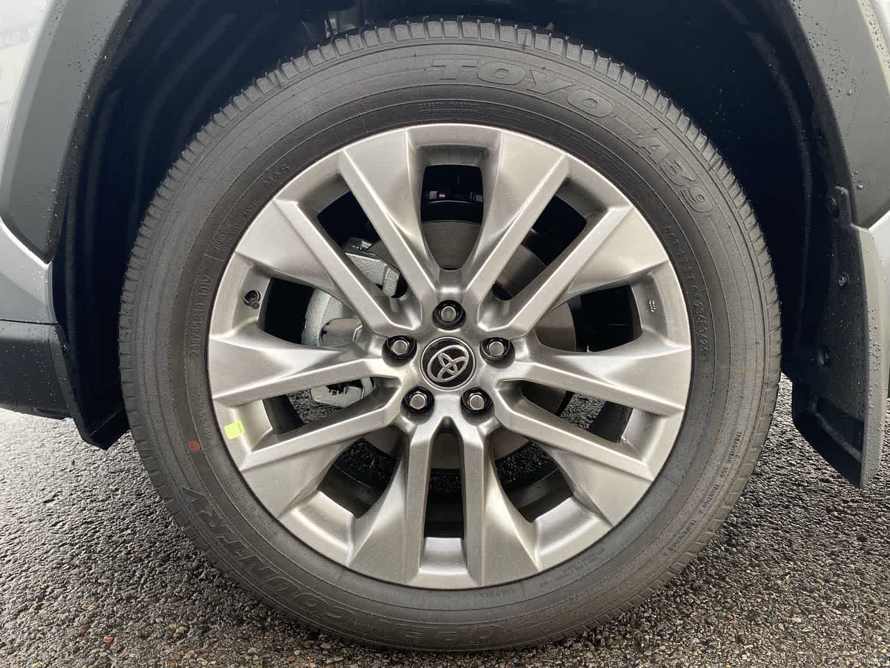 Thumbnail: 2025 Toyota RAV4 - 10