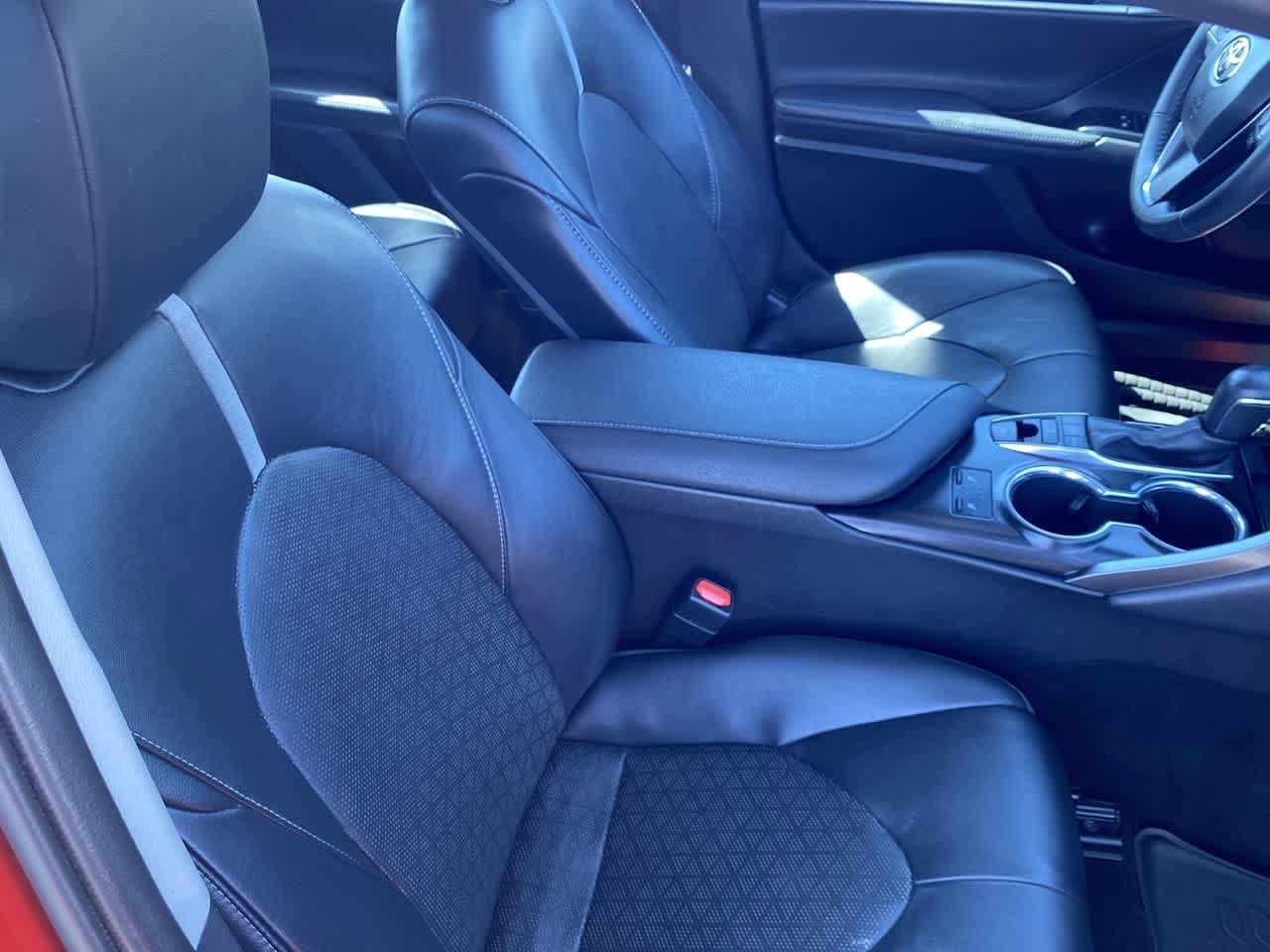 2020 Toyota Camry XSE 25