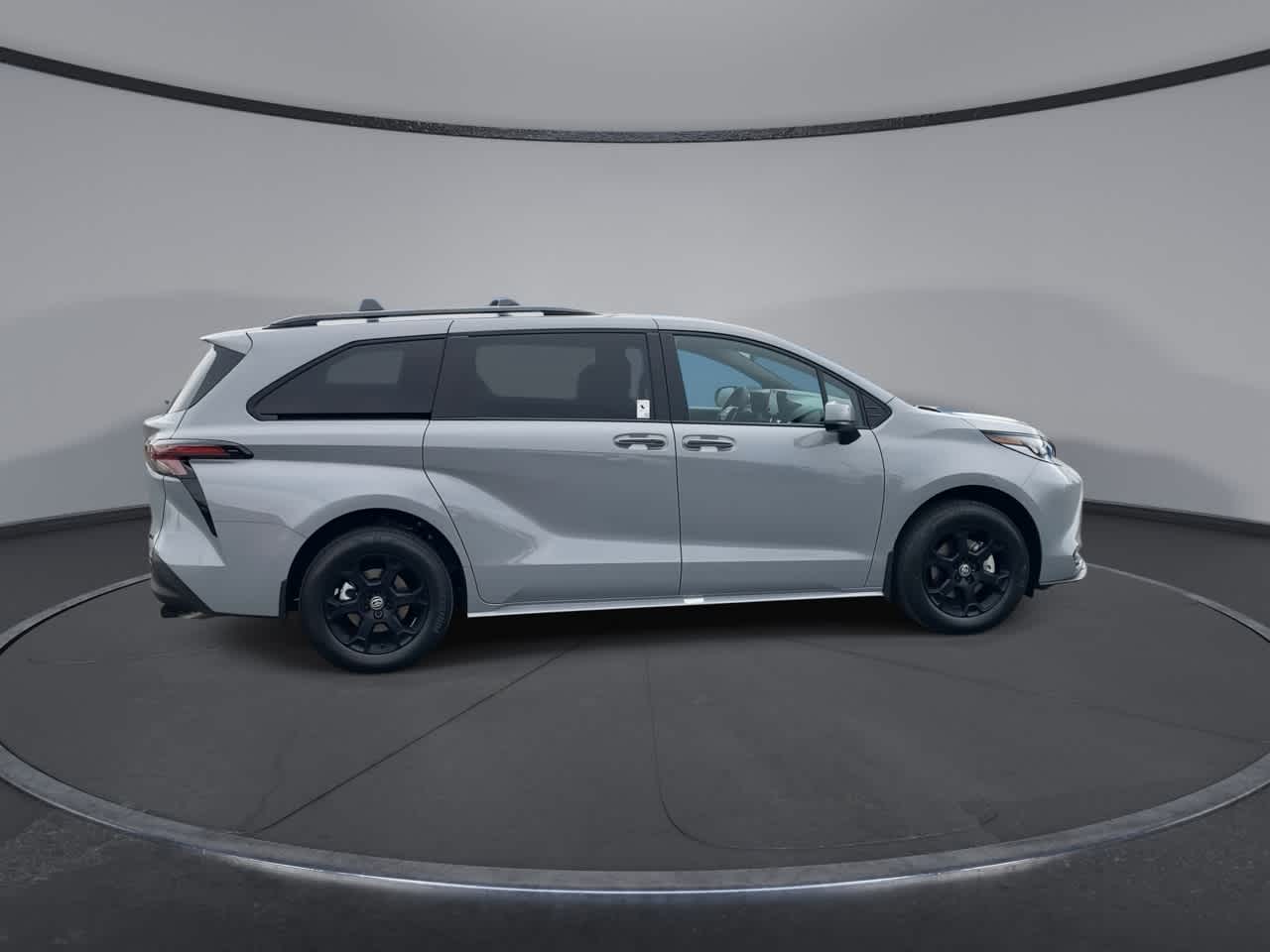 Thumbnail: 2025 Toyota Sienna - 9