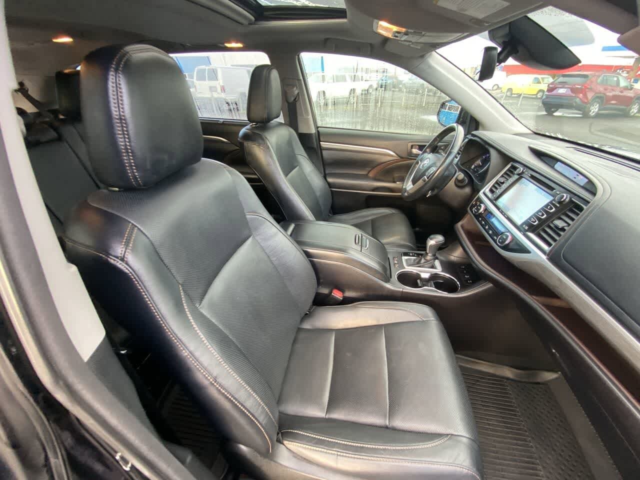 Thumbnail: 2018 Toyota Highlander - 26