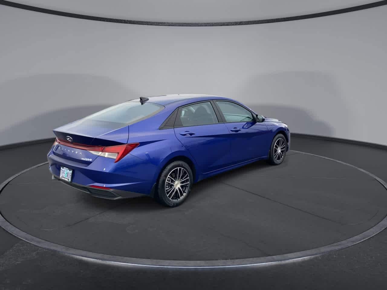 Thumbnail: 2023 Hyundai Elantra - 8