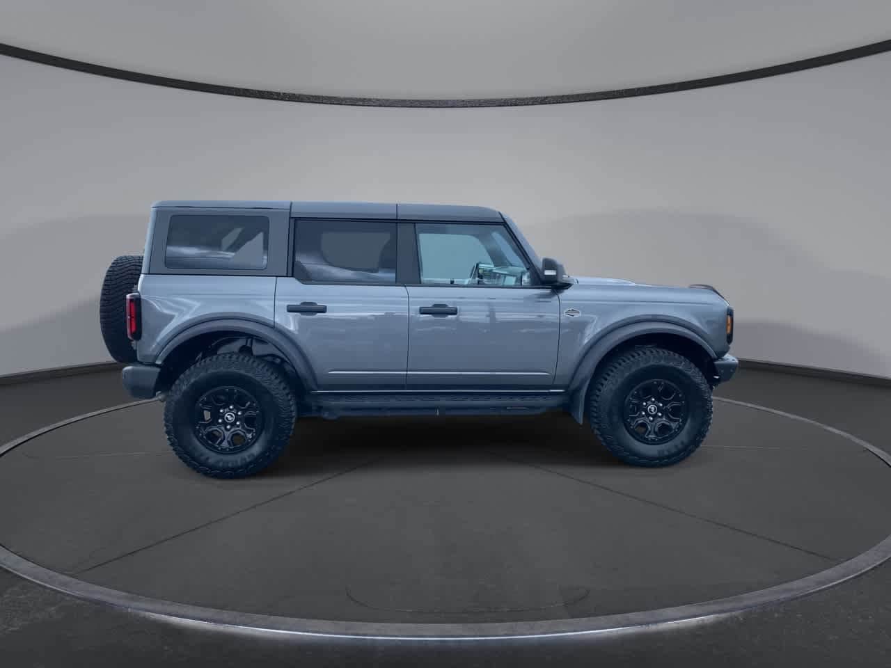 Thumbnail: 2023 Ford Bronco - 9