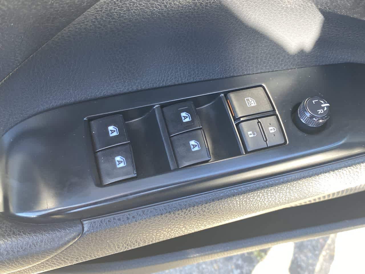 Thumbnail: 2020 Toyota Camry - 13