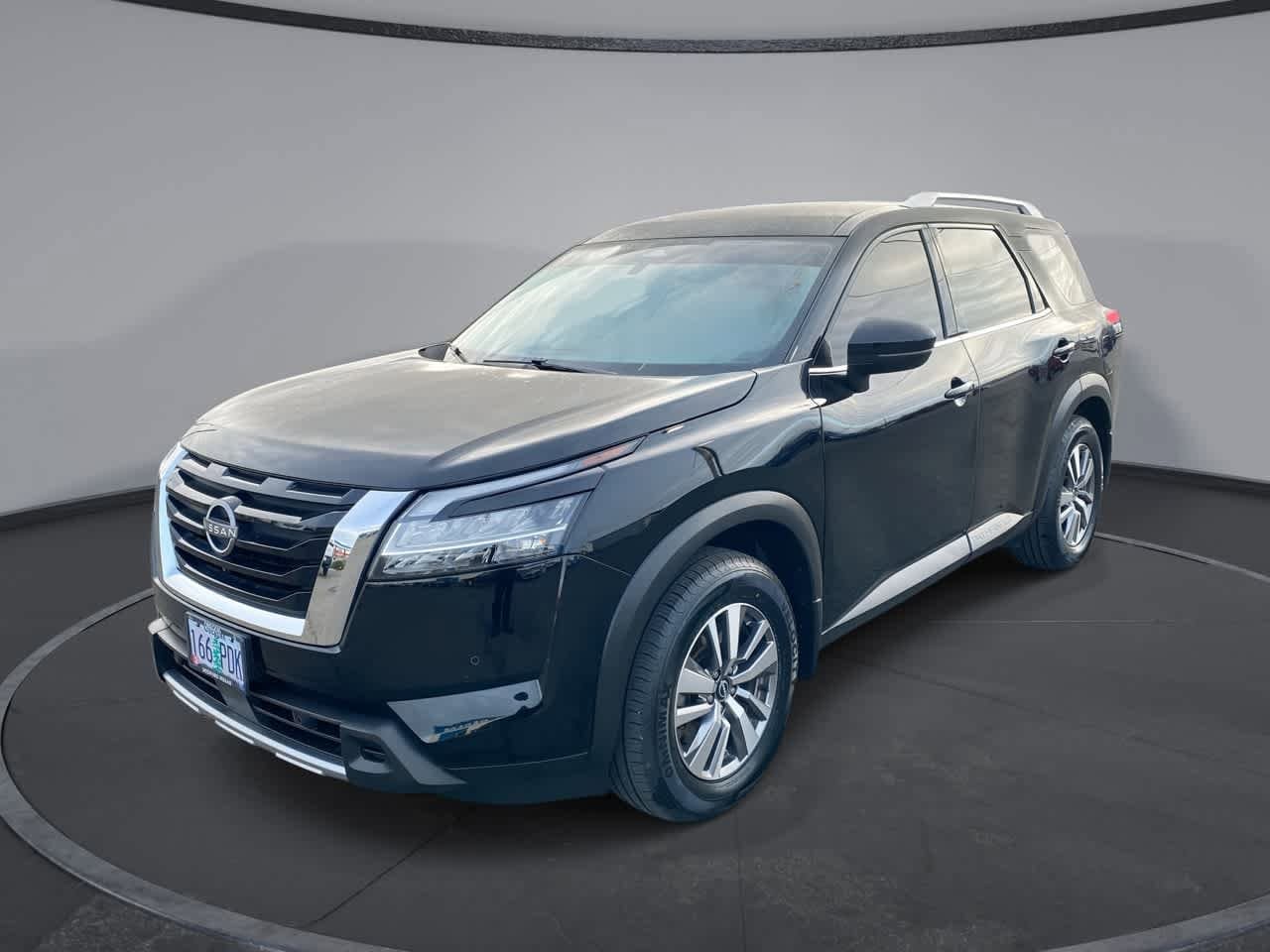 Thumbnail: 2023 Nissan Pathfinder - 1