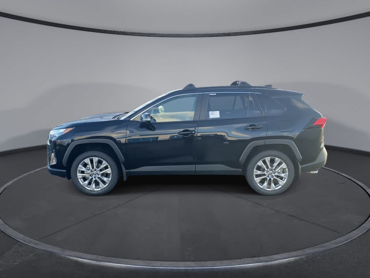 Thumbnail: 2025 Toyota RAV4 - 5