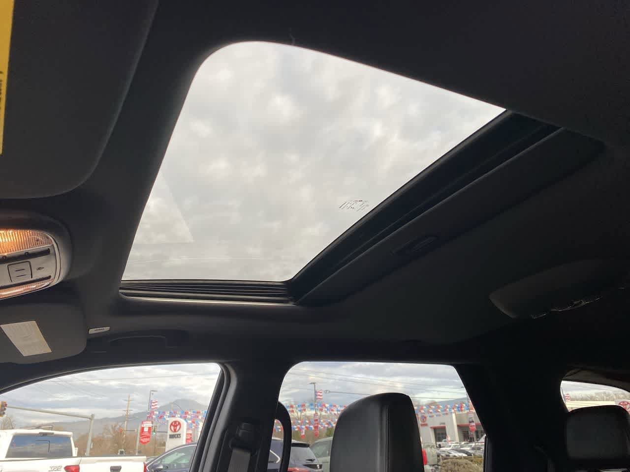 Thumbnail: 2025 Dodge Durango - 22