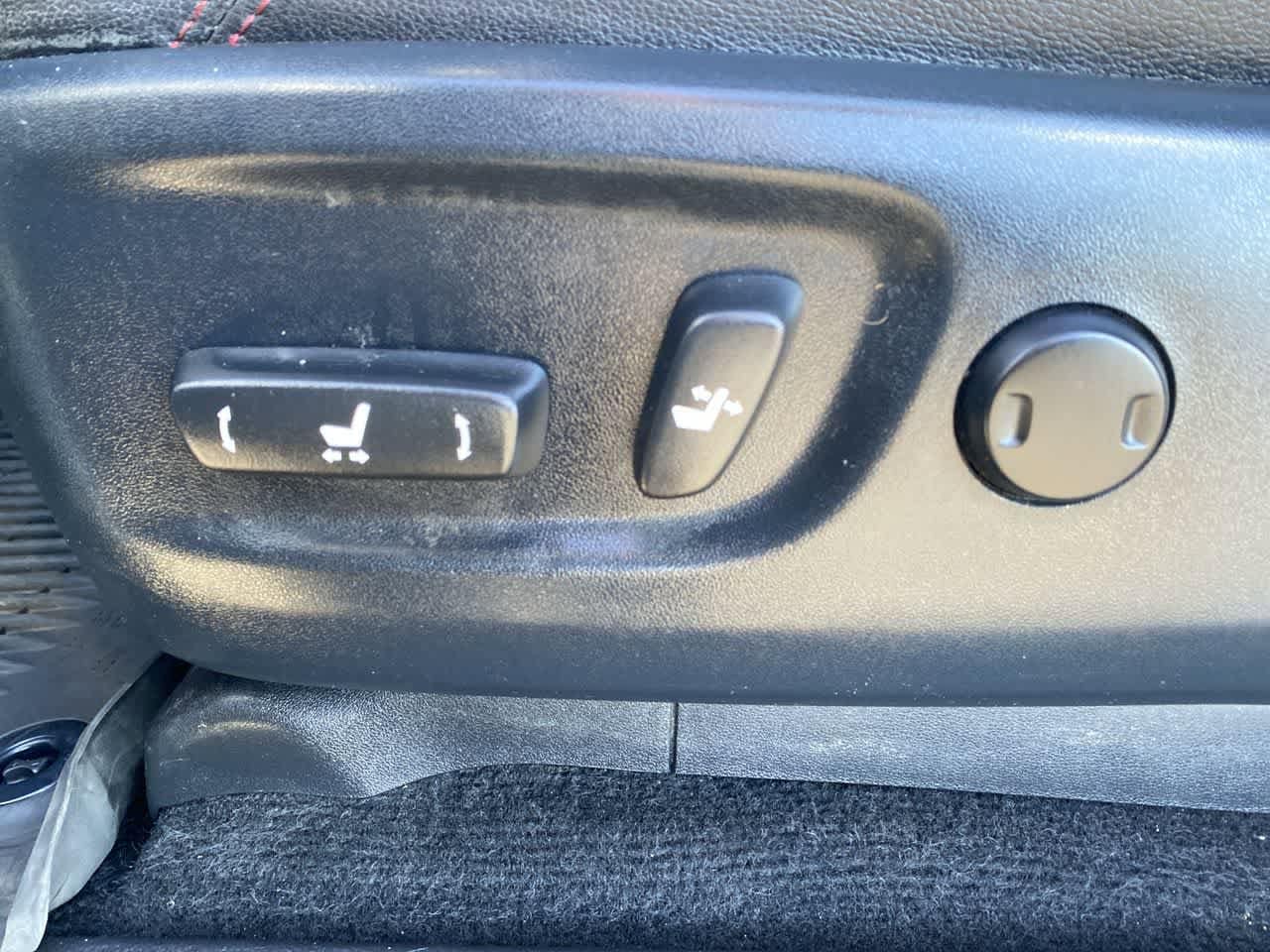 Thumbnail: 2018 Toyota 4Runner - 12