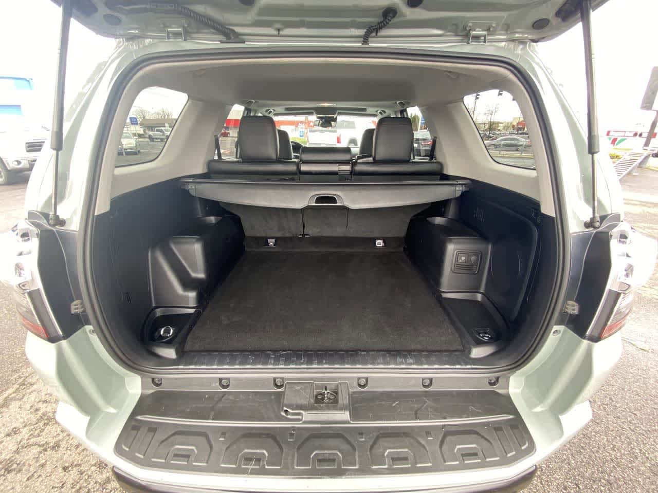 Thumbnail: 2021 Toyota 4Runner - 24