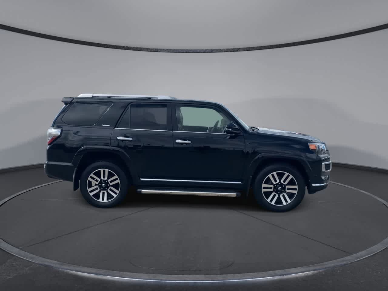Thumbnail: 2018 Toyota 4Runner - 9