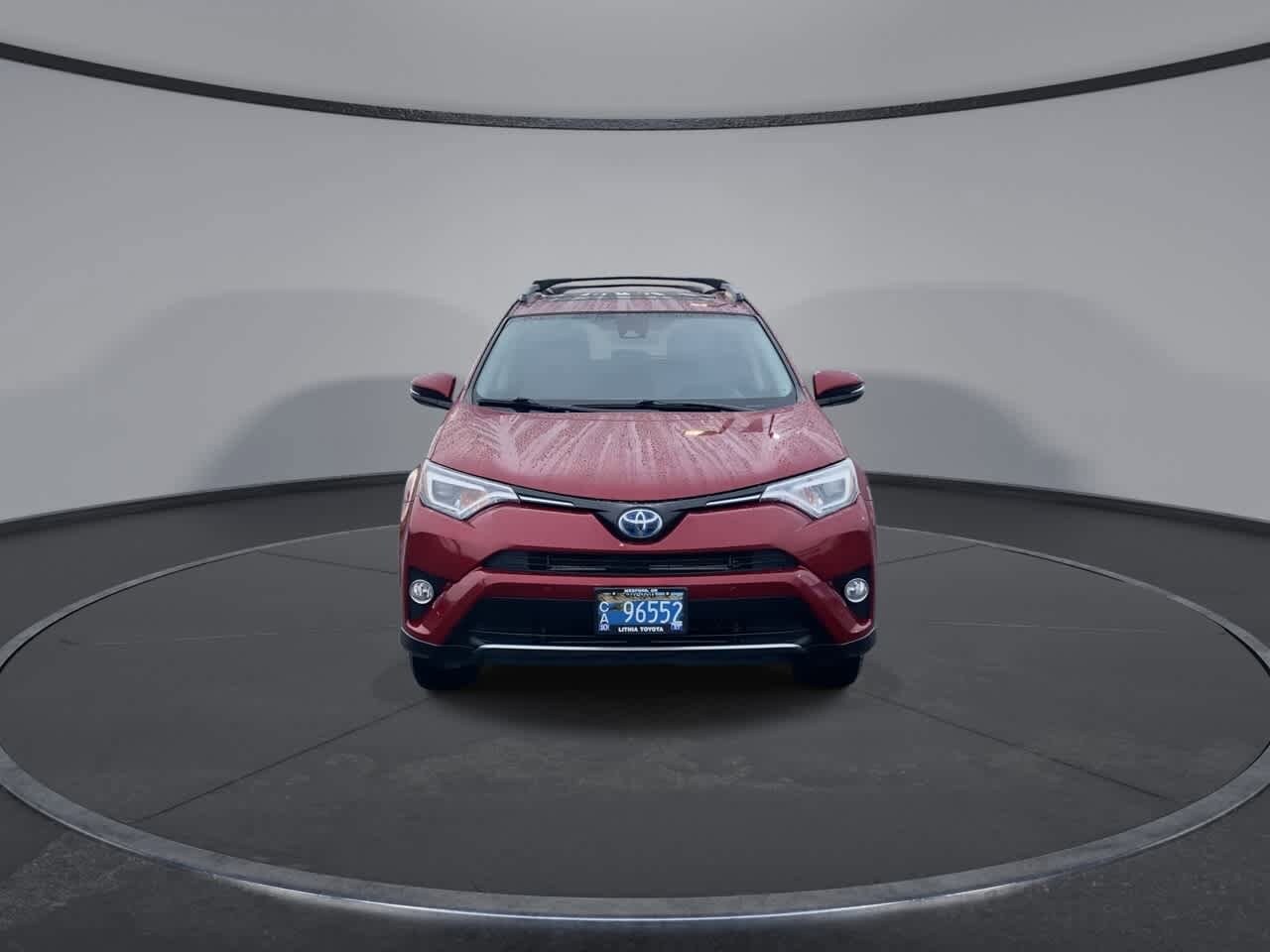 Thumbnail: 2018 Toyota RAV4 - 3