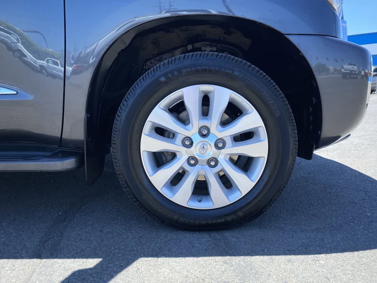 Thumbnail: 2020 Toyota Sequoia - 10