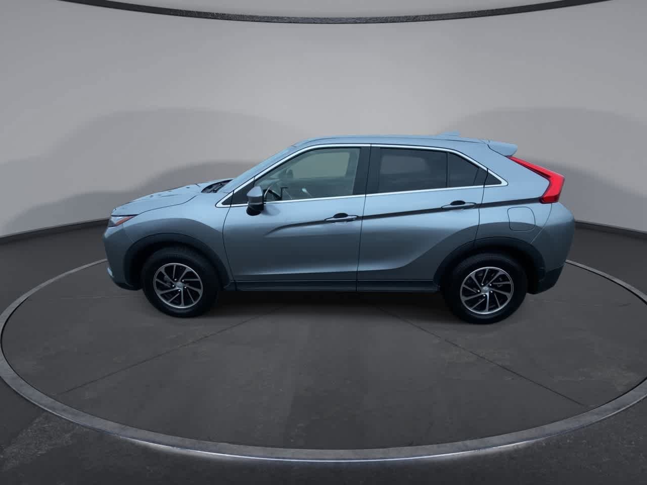 Thumbnail: 2020 Mitsubishi Eclipse Cross - 9