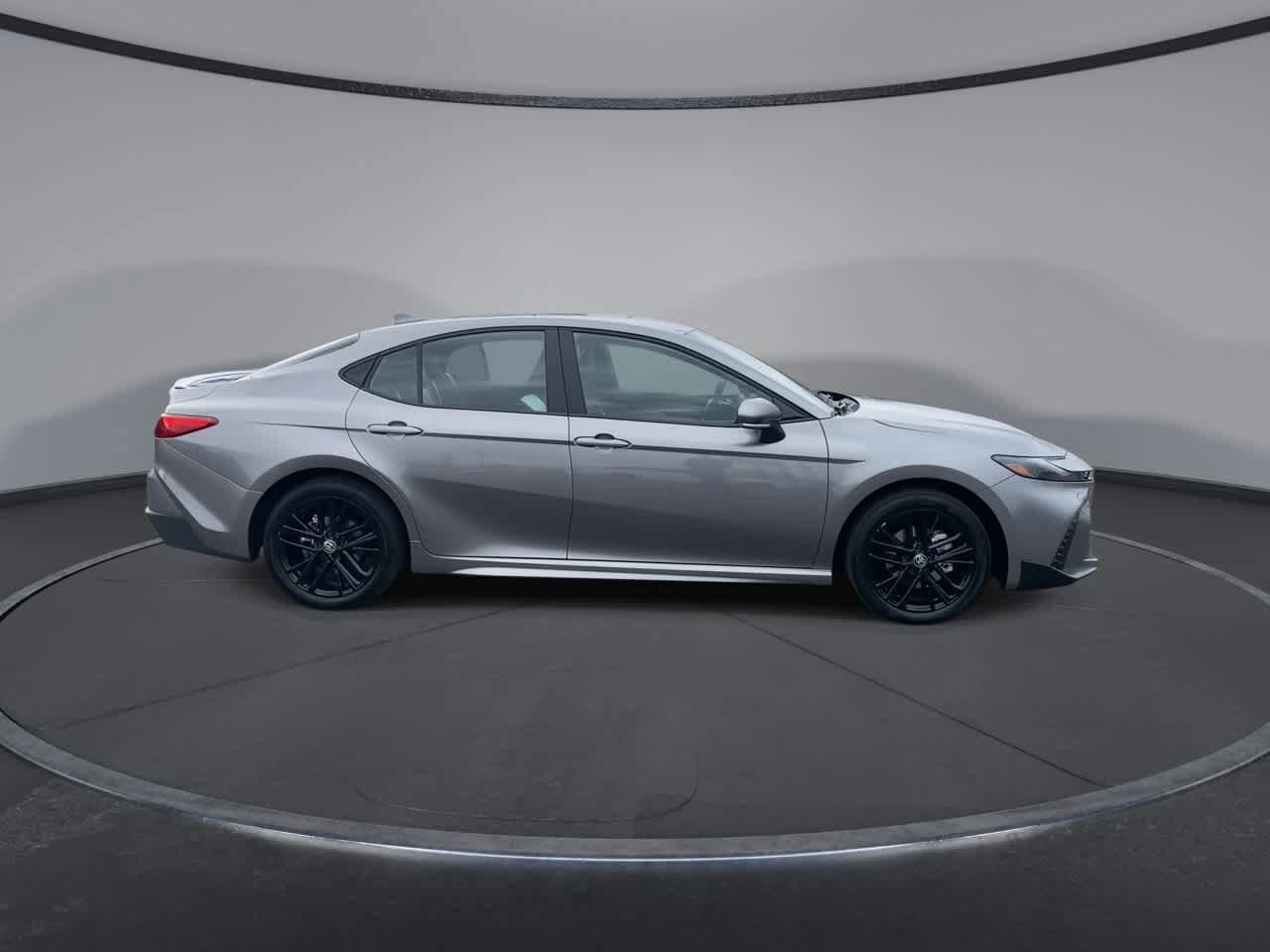 Thumbnail: 2025 Toyota Camry - 9